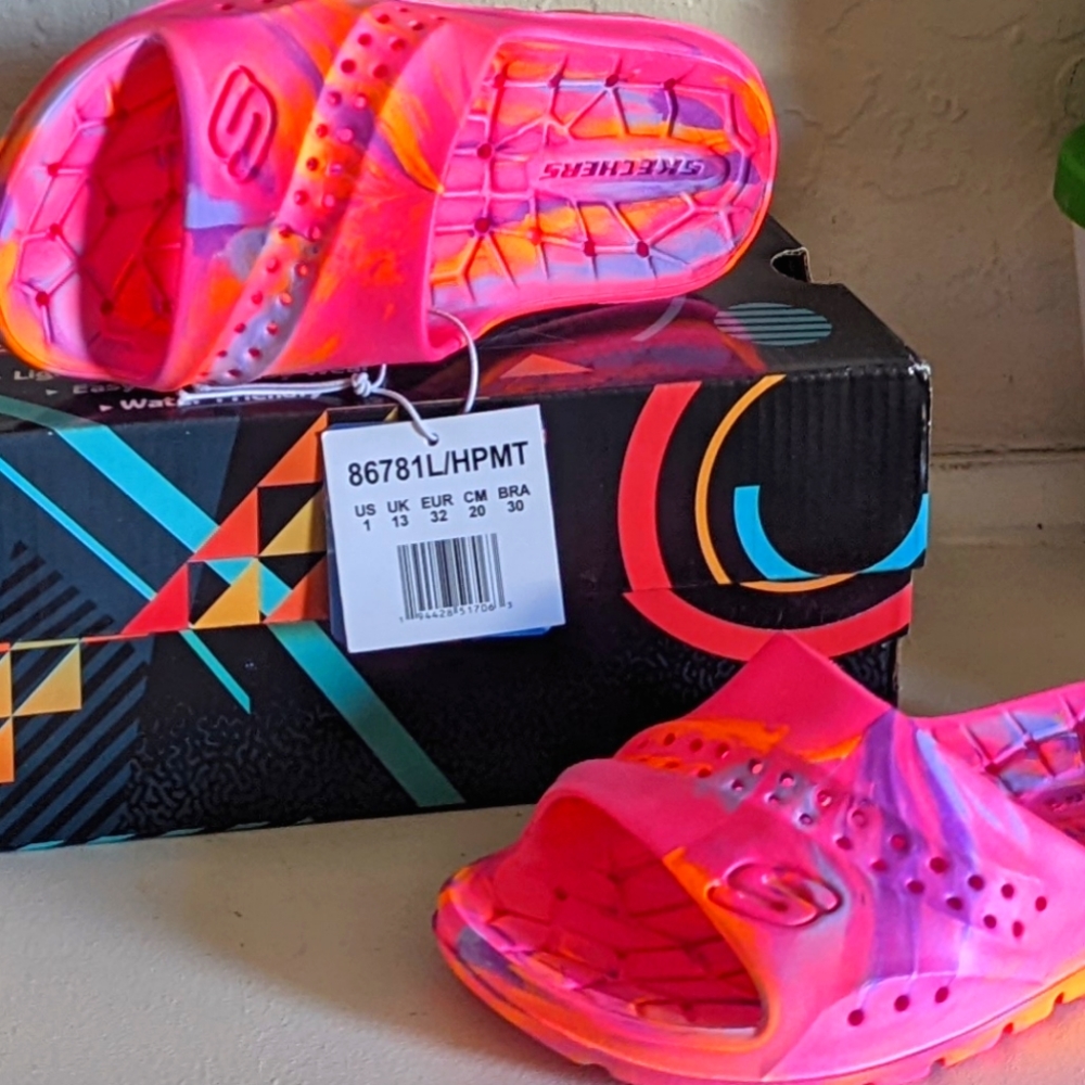 Brand New Sketchers Foam Girls Slides, Hot Pink Tie-Dye, Size 1